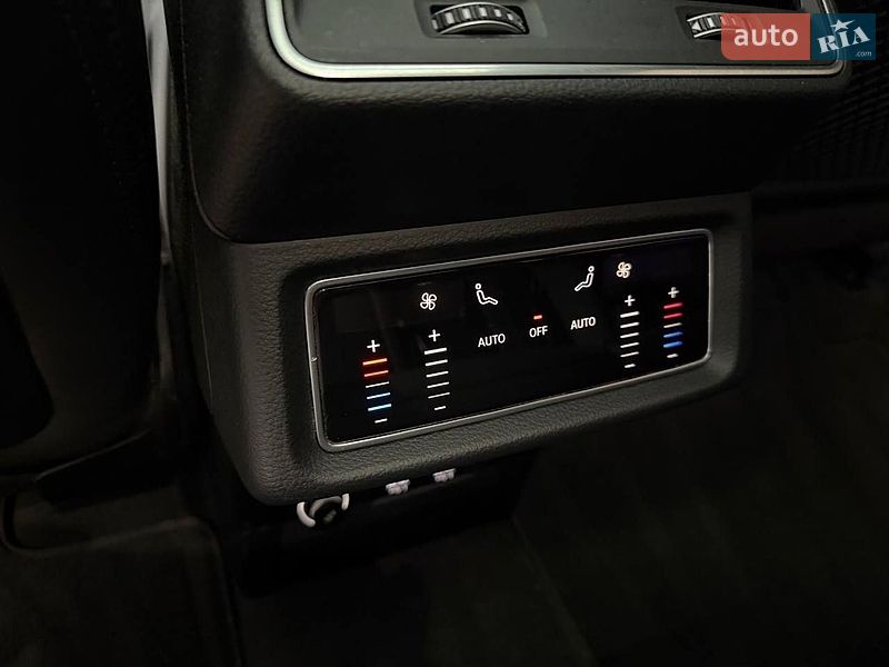 Внедорожник / Кроссовер Audi e-tron 2018 в Хмельнике