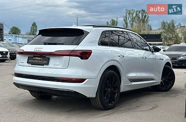 Внедорожник / Кроссовер Audi e-tron 2021 в Харькове