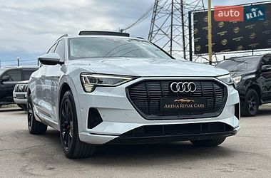 Внедорожник / Кроссовер Audi e-tron 2021 в Харькове