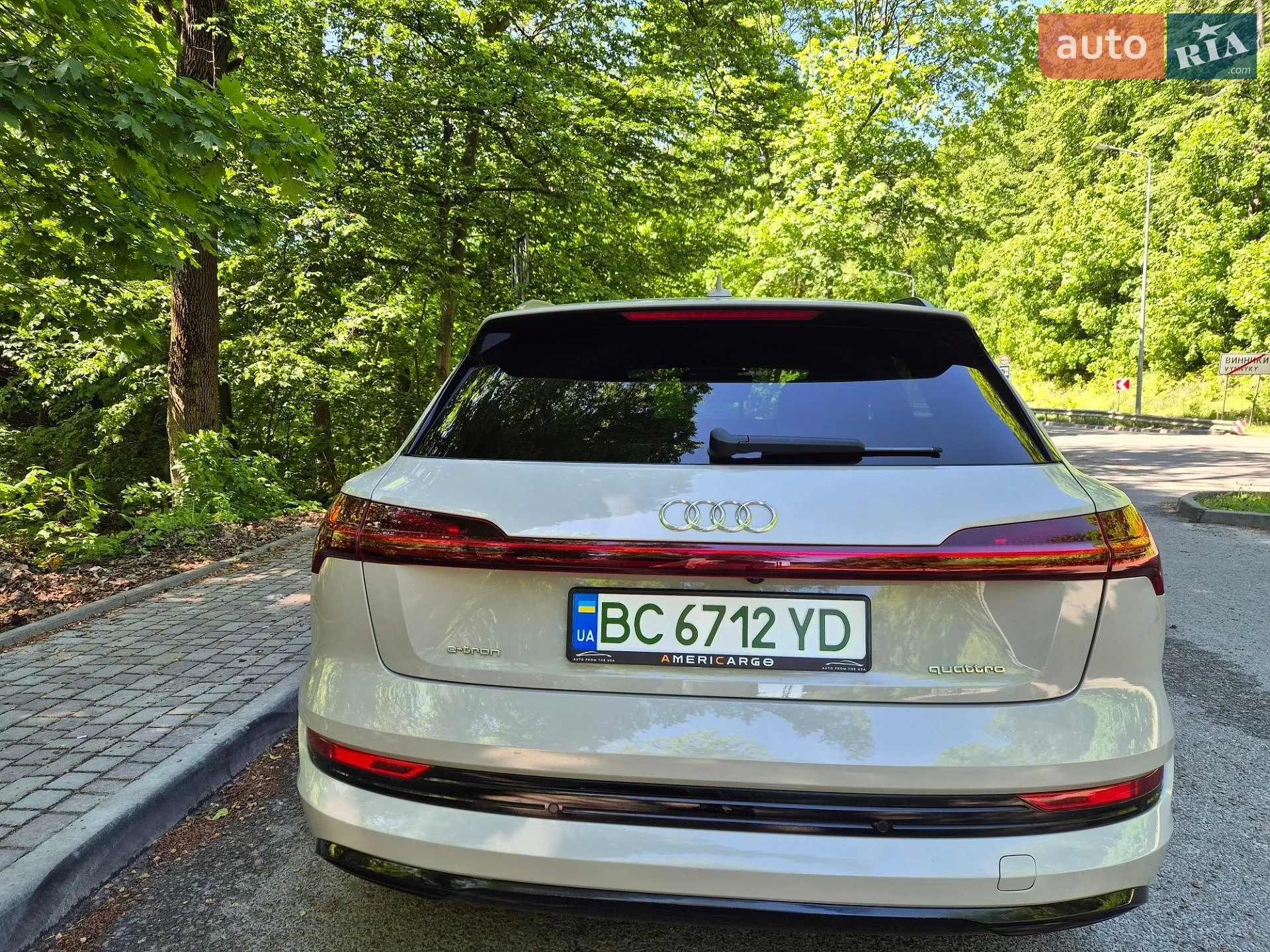 2022 Audi e-tron - мініатюра 10