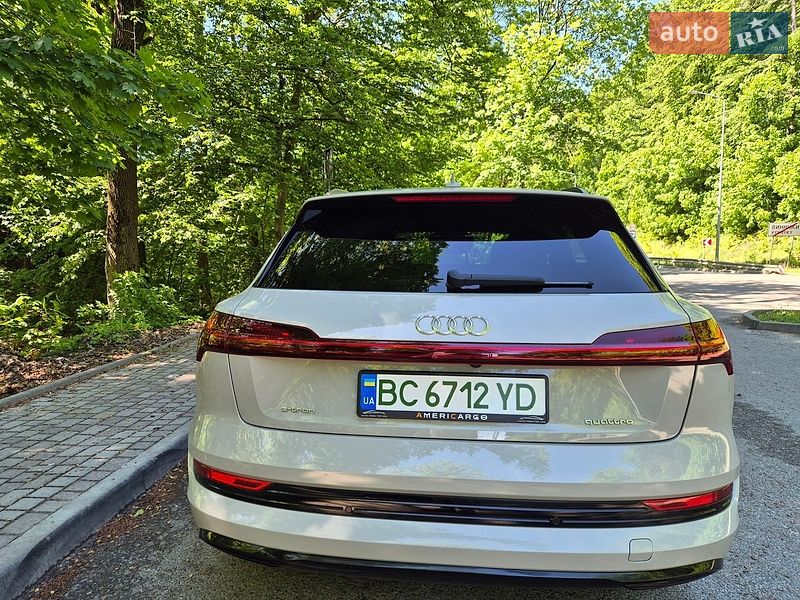 Внедорожник / Кроссовер Audi e-tron 2022 в Львове