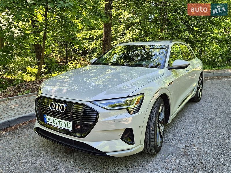 Внедорожник / Кроссовер Audi e-tron 2022 в Львове