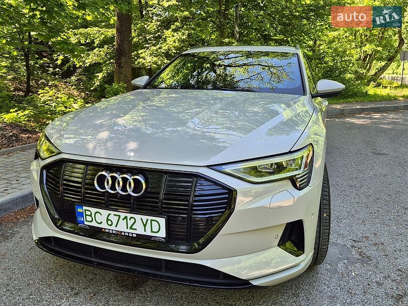 Внедорожник / Кроссовер Audi e-tron 2022 в Львове