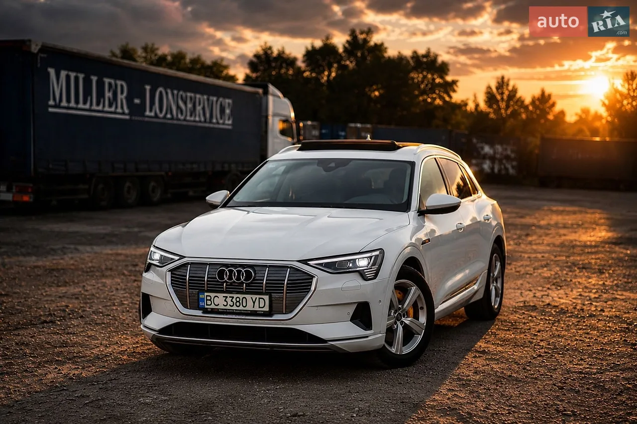 2020 Audi e-tron - мініатюра 35