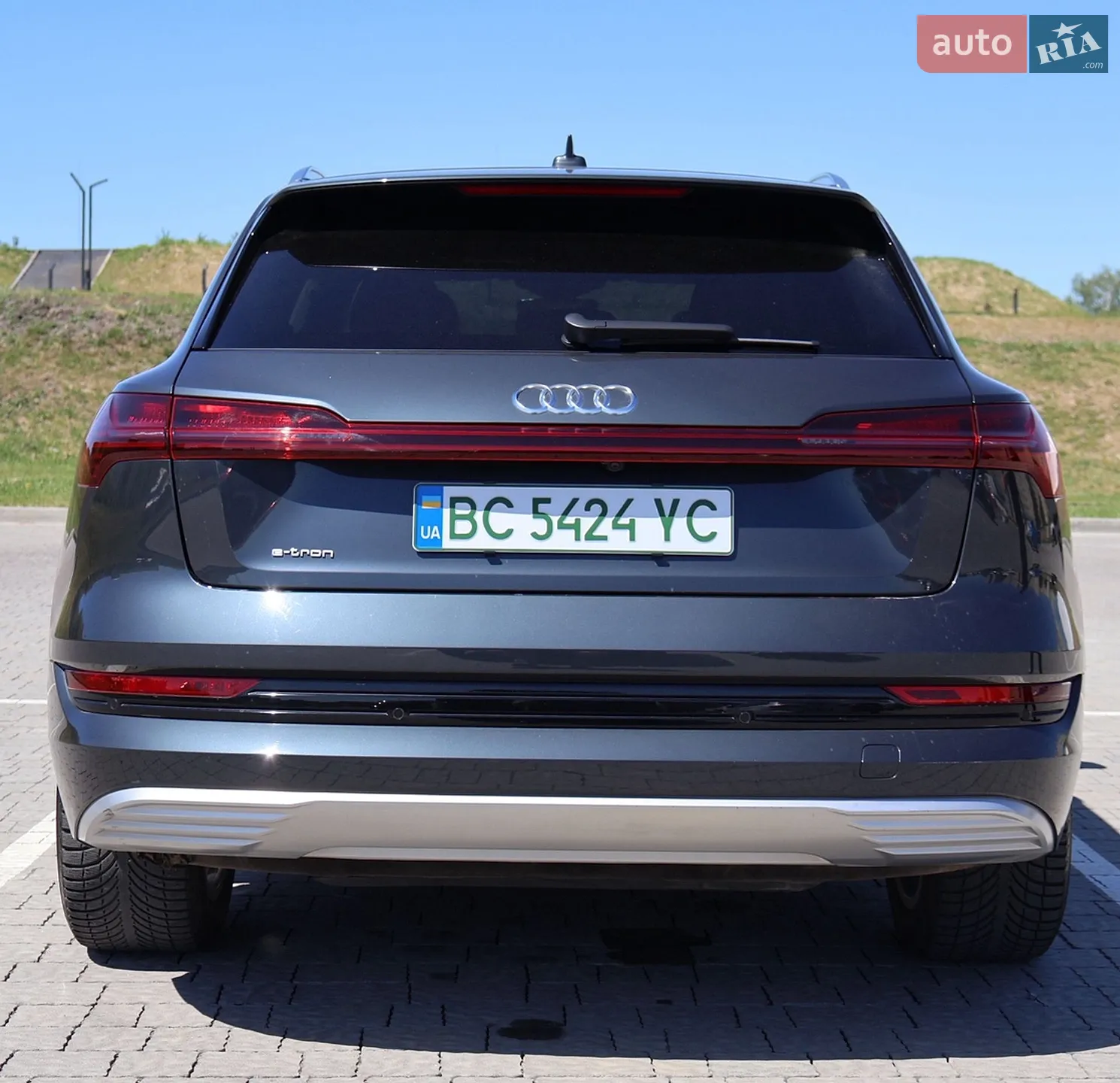 2019 Audi e-tron - мініатюра 11