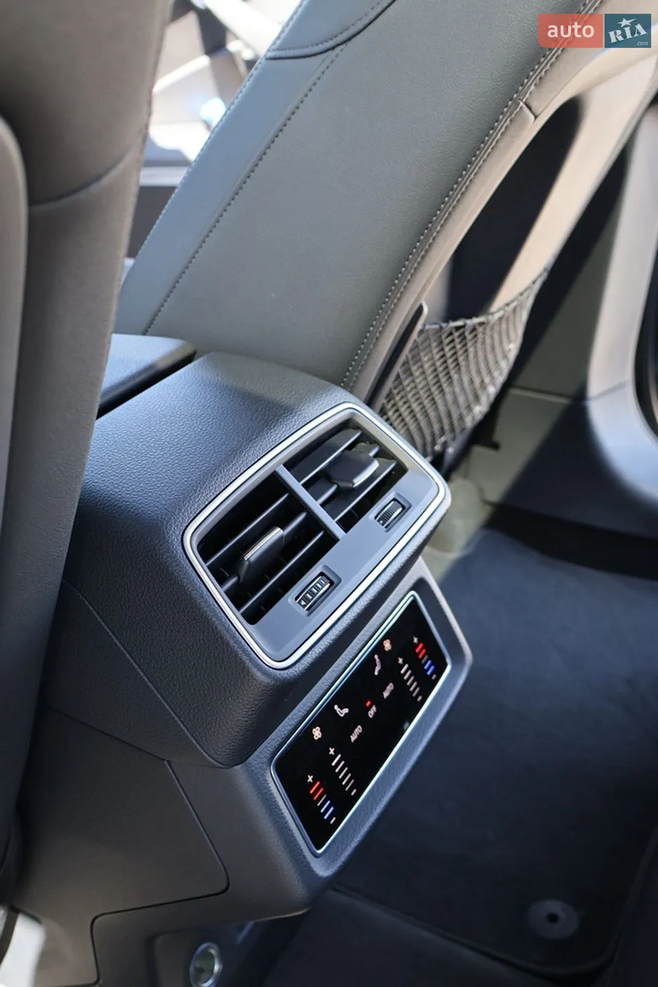 2019 Audi e-tron - мініатюра 22