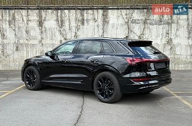 Внедорожник / Кроссовер Audi e-tron 2020 в Ровно