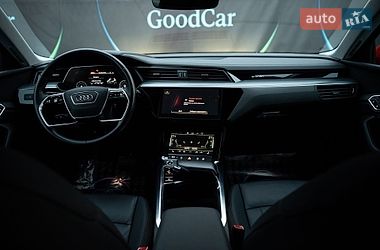 Позашляховик / Кросовер Audi e-tron 2021 в Луцьку