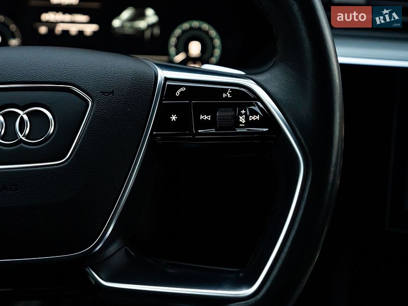 Позашляховик / Кросовер Audi e-tron 2021 в Луцьку