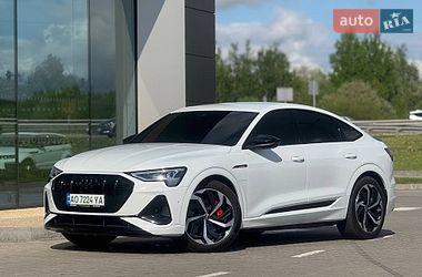 Позашляховик / Кросовер Audi e-tron 2021 в Львові