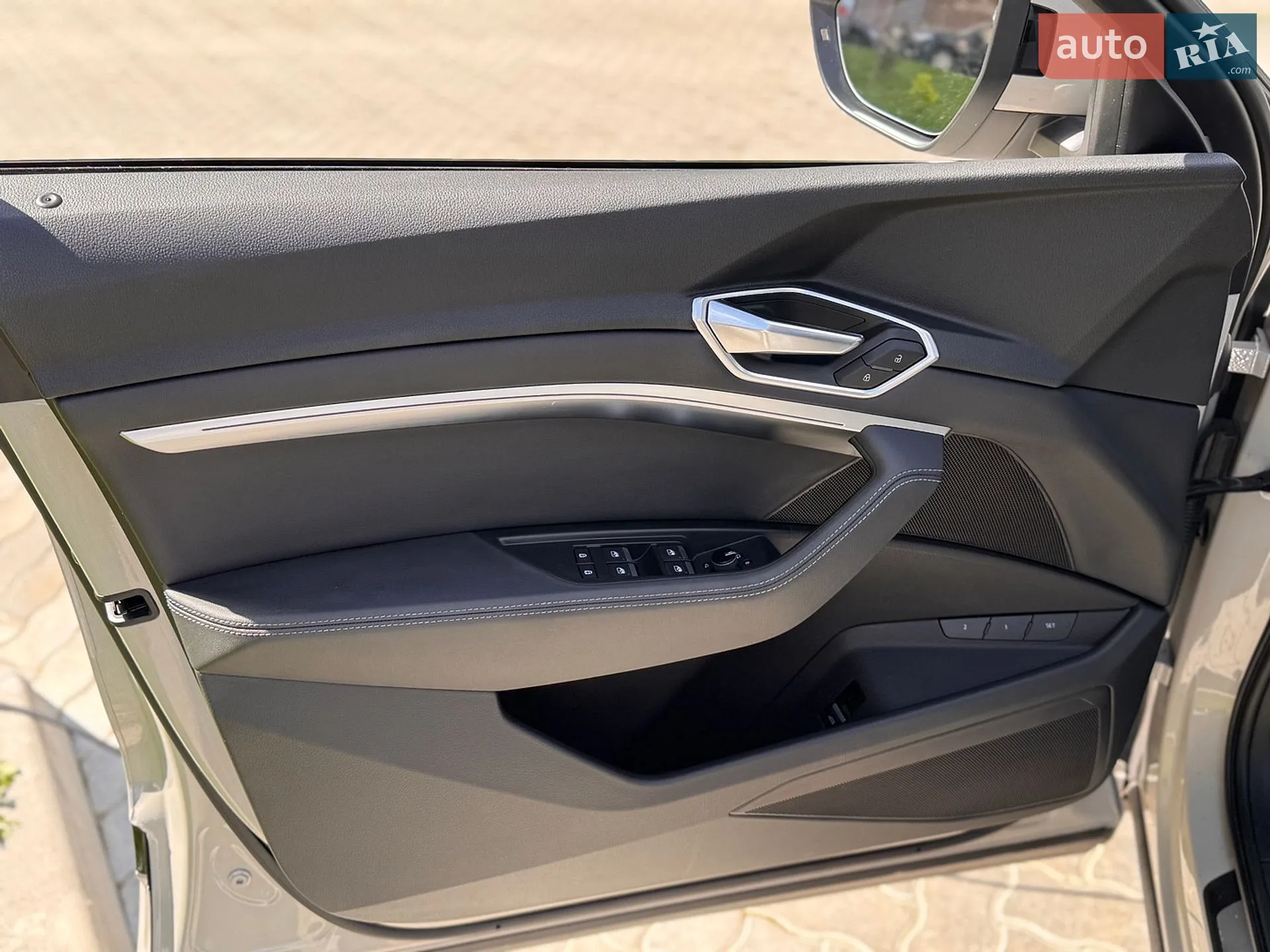2021 Audi e-tron - мініатюра 25