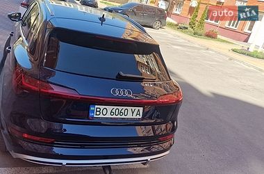 Позашляховик / Кросовер Audi e-tron 2021 в Тернополі