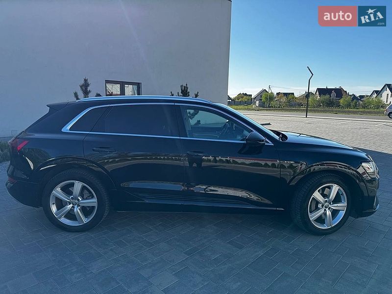 Внедорожник / Кроссовер Audi e-tron 2019 в Луцке фото 5 Внедорожник / Кроссовер Audi e-tron 2019 в Луцке