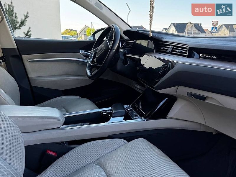 Внедорожник / Кроссовер Audi e-tron 2019 в Луцке фото 9 Внедорожник / Кроссовер Audi e-tron 2019 в Луцке