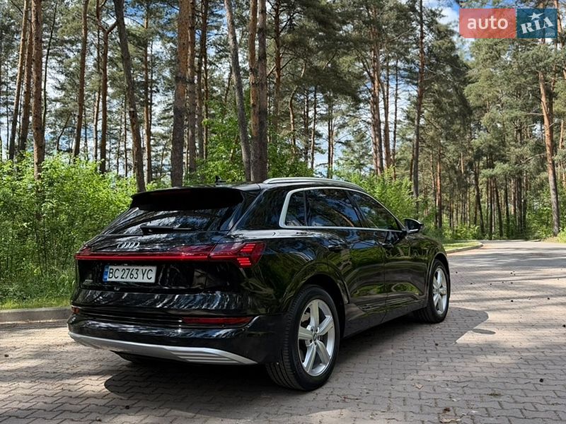 Внедорожник / Кроссовер Audi e-tron 2019 в Львове
