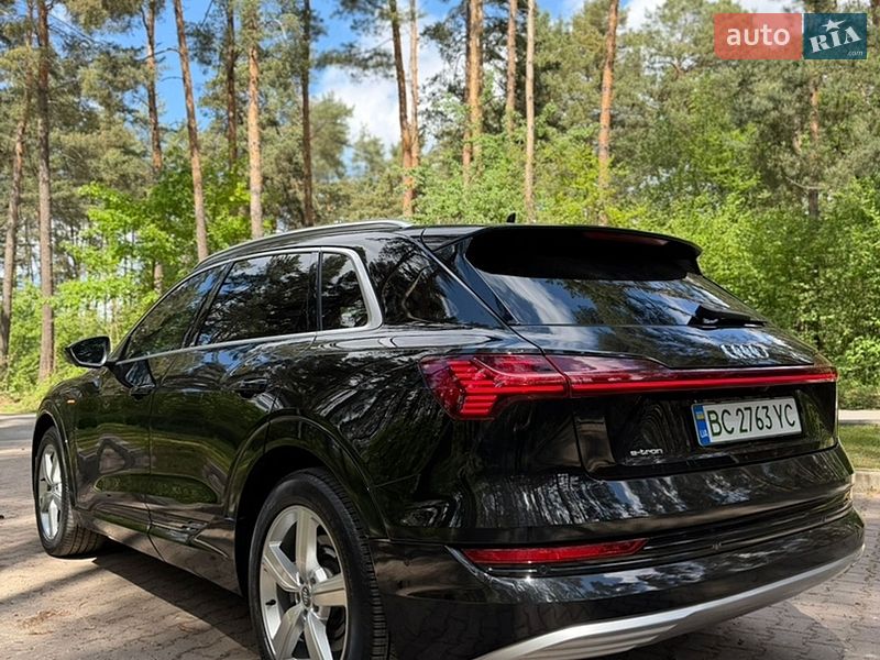 Внедорожник / Кроссовер Audi e-tron 2019 в Львове