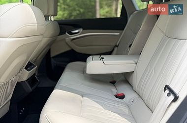 Внедорожник / Кроссовер Audi e-tron 2019 в Львове