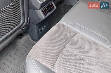 Позашляховик / Кросовер Audi e-tron 2019 в Одесі