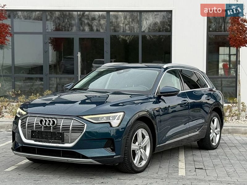 Audi e-tron 2021