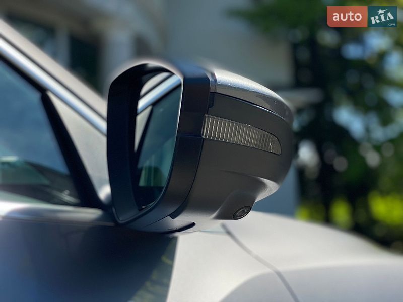 Внедорожник / Кроссовер Audi e-tron 2019 в Киеве