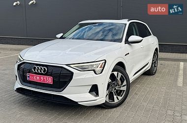 Позашляховик / Кросовер Audi e-tron 2022 в Бориславі