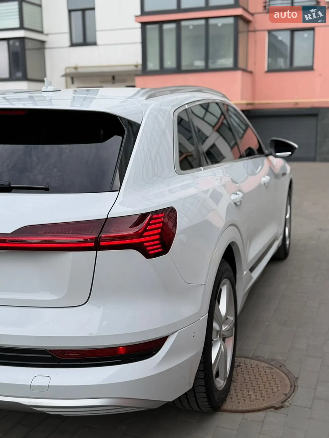 2019 Audi e-tron - мініатюра 35