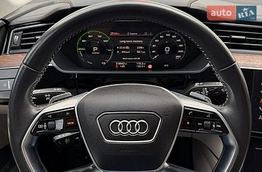 Позашляховик / Кросовер Audi e-tron 2019 в Володимирі