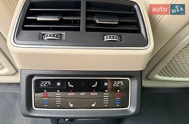 Позашляховик / Кросовер Audi e-tron 2019 в Володимирі