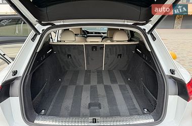 Позашляховик / Кросовер Audi e-tron 2019 в Володимирі