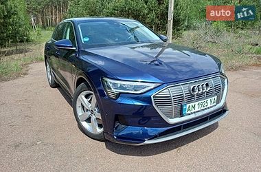 Позашляховик / Кросовер Audi e-tron 2021 в Житомирі