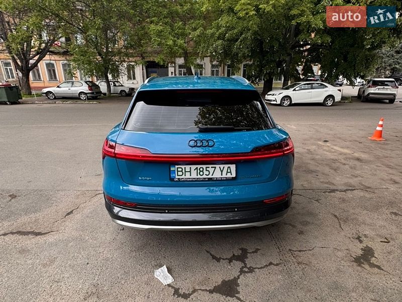 Позашляховик / Кросовер Audi e-tron 2019 в Одесі