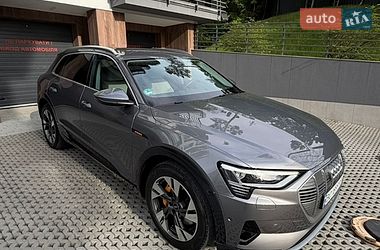 Позашляховик / Кросовер Audi e-tron 2020 в Львові