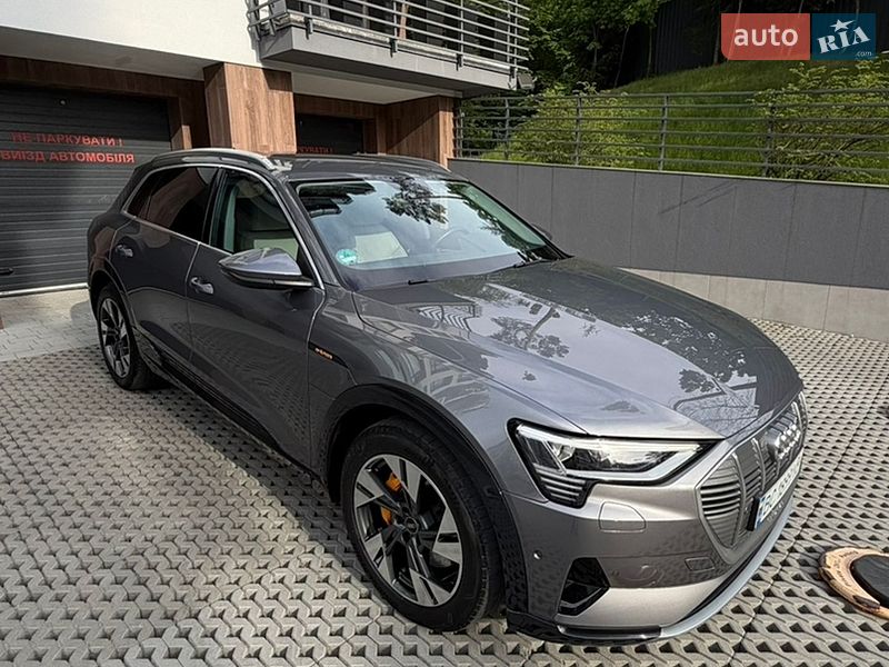 Audi e-tron 2020