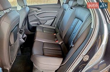 Позашляховик / Кросовер Audi e-tron 2019 в Тернополі