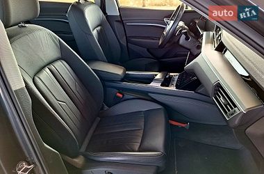 Позашляховик / Кросовер Audi e-tron 2019 в Тернополі