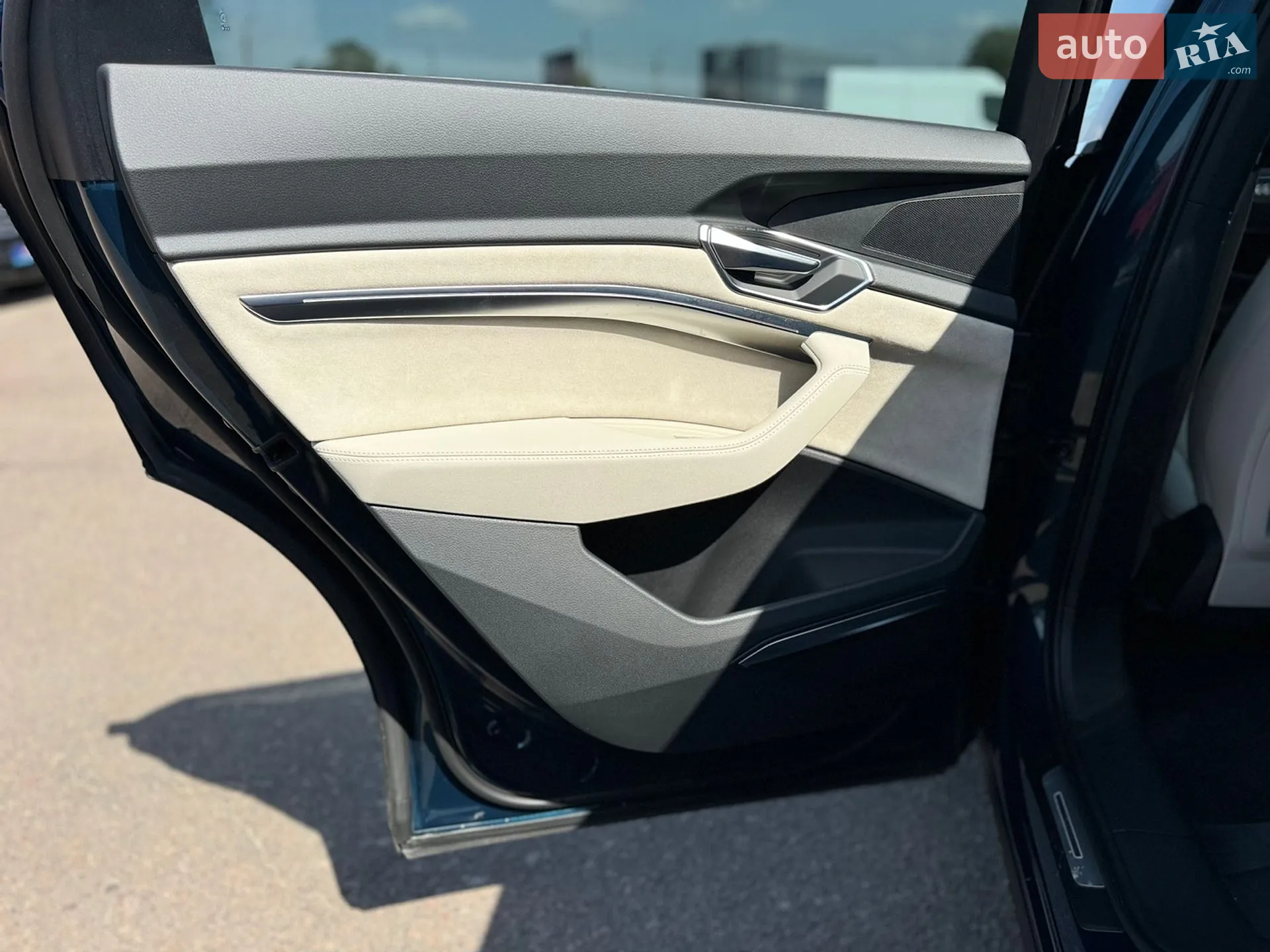 2019 Audi e-tron - мініатюра 91