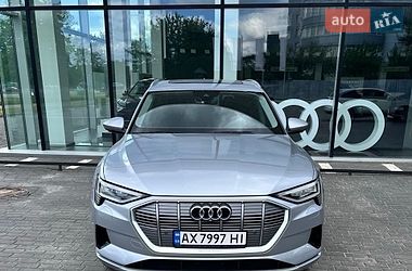 Внедорожник / Кроссовер Audi e-tron 2019 в Харькове