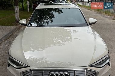 Внедорожник / Кроссовер Audi e-tron 2021 в Львове фото 2 Внедорожник / Кроссовер Audi e-tron 2021 в Львове