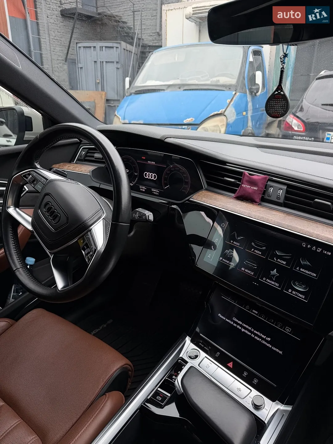 2021 Audi e-tron - мініатюра 9