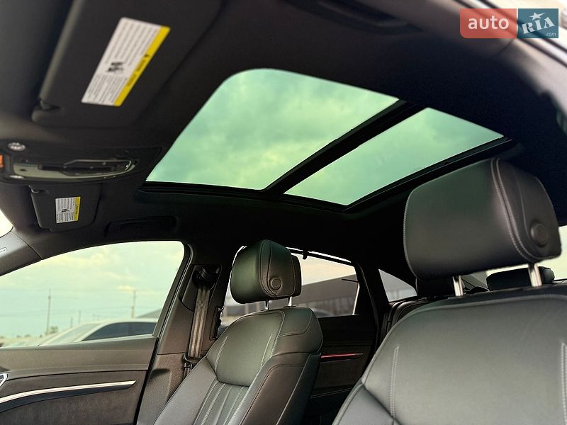 Внедорожник / Кроссовер Audi e-tron 2022 в Львове