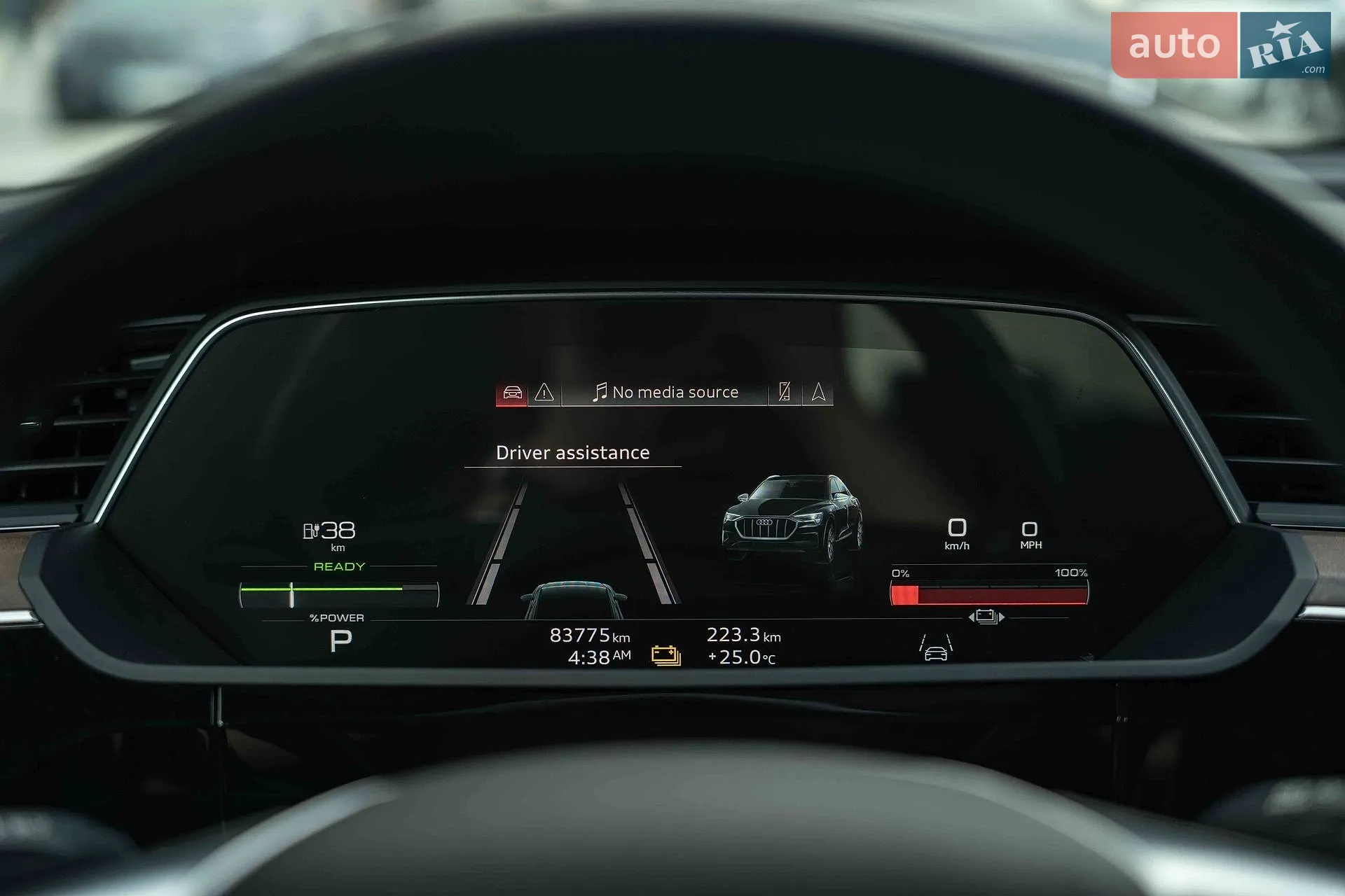 2022 Audi e-tron - мініатюра 25