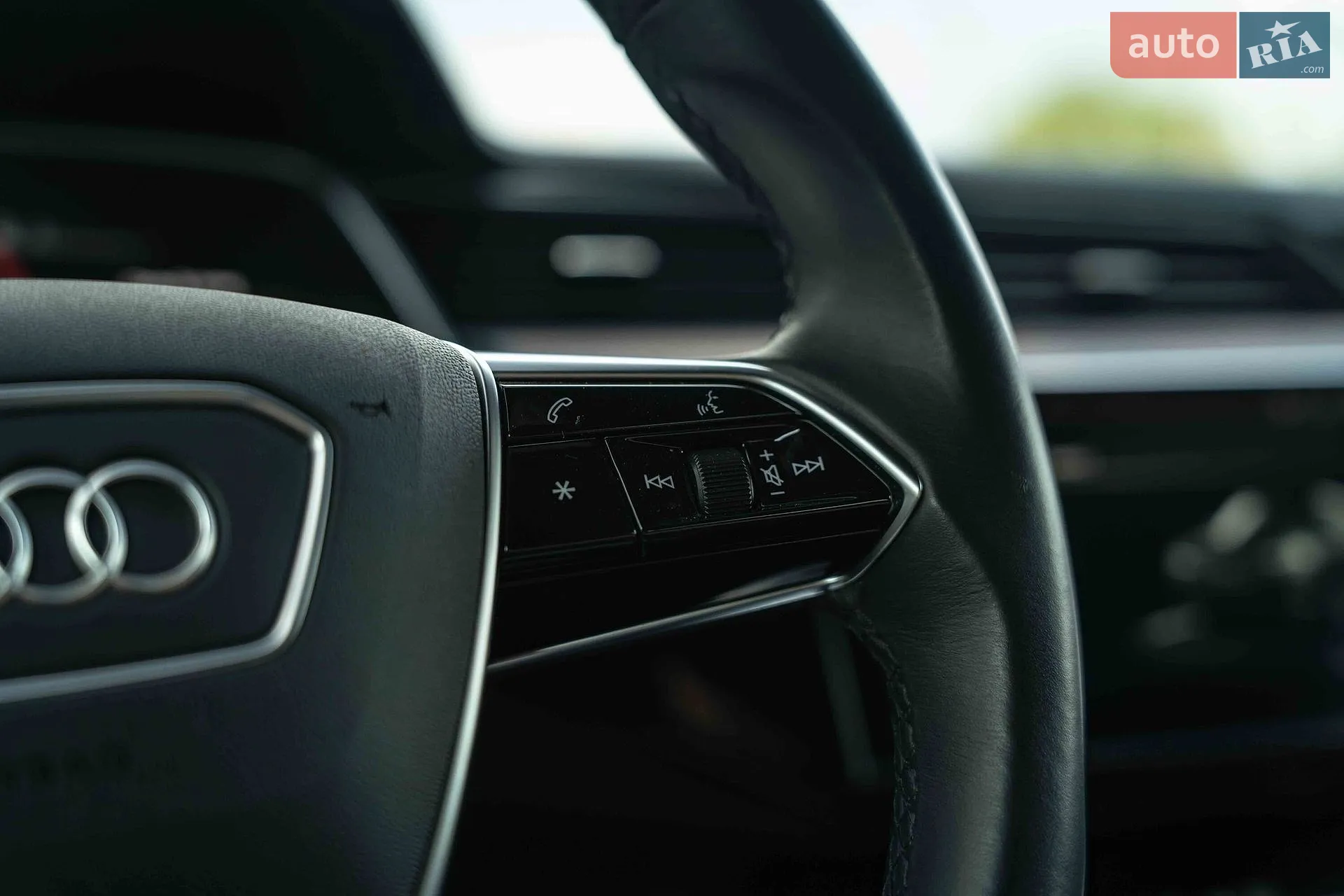 2022 Audi e-tron - мініатюра 28