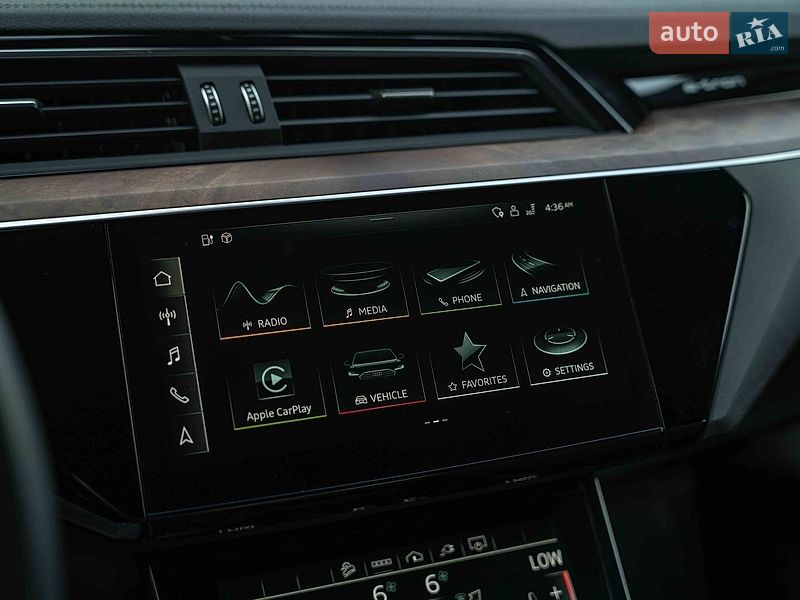 Внедорожник / Кроссовер Audi e-tron 2022 в Черновцах