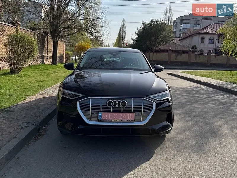 Audi e-tron