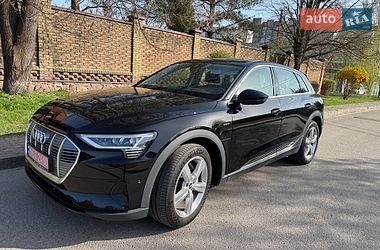 Внедорожник / Кроссовер Audi e-tron 2021 в Львове фото 2 Внедорожник / Кроссовер Audi e-tron 2021 в Львове