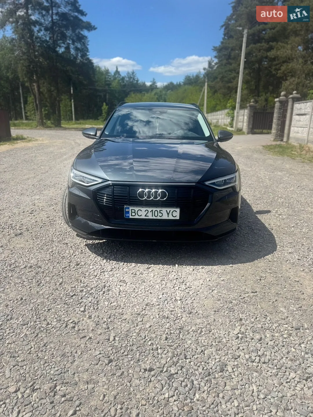 2020 Audi e-tron - мініатюра 2