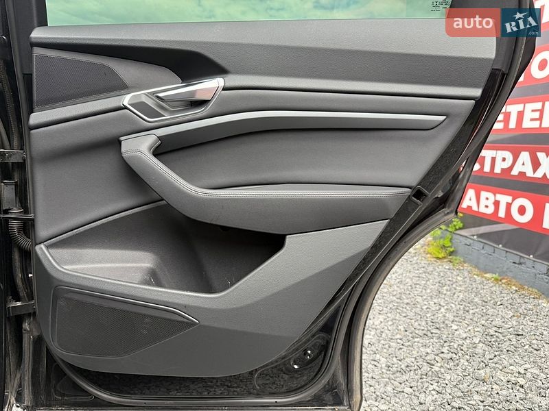 Внедорожник / Кроссовер Audi e-tron 2019 в Стрые