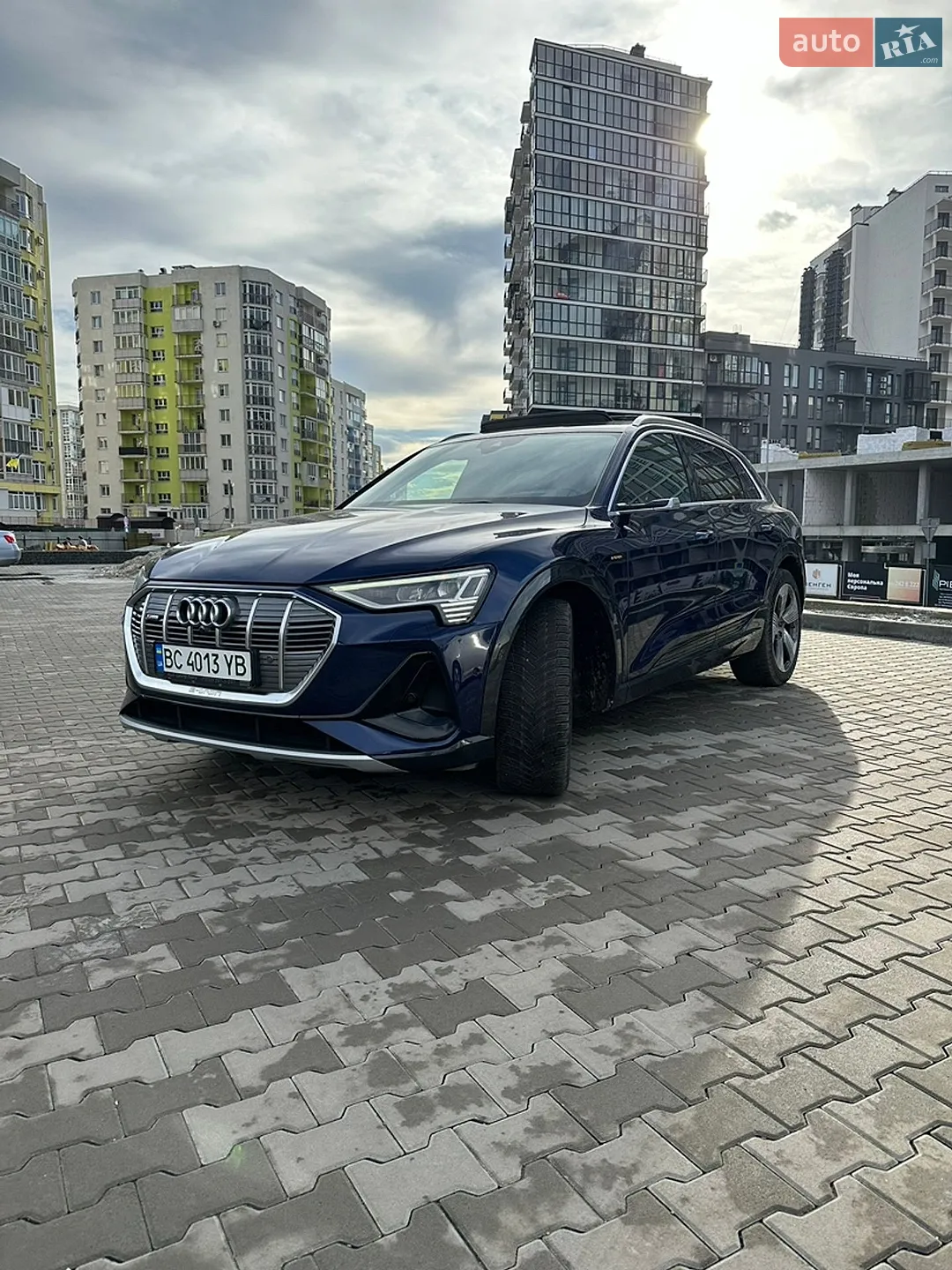 2020 Audi e-tron - мініатюра 23