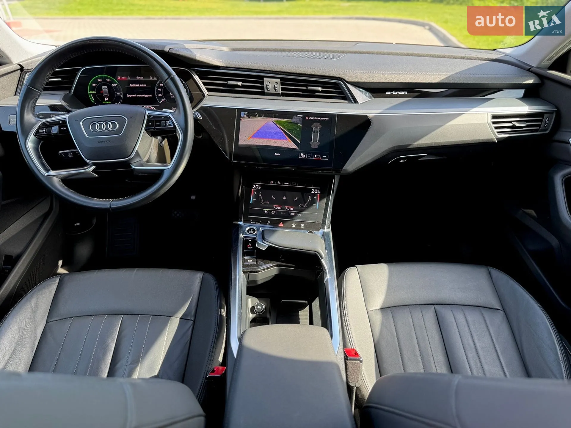 2021 Audi e-tron - мініатюра 29