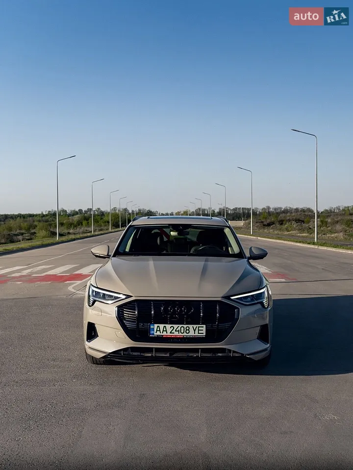 2020 Audi e-tron - мініатюра 24